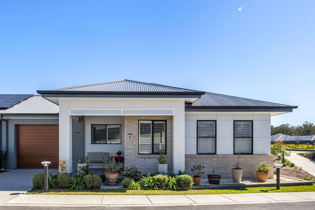 The Kingsley - Elegant free-standing home with a generous 2 bedroom design.  