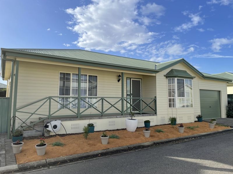 Delightful Sturt Design