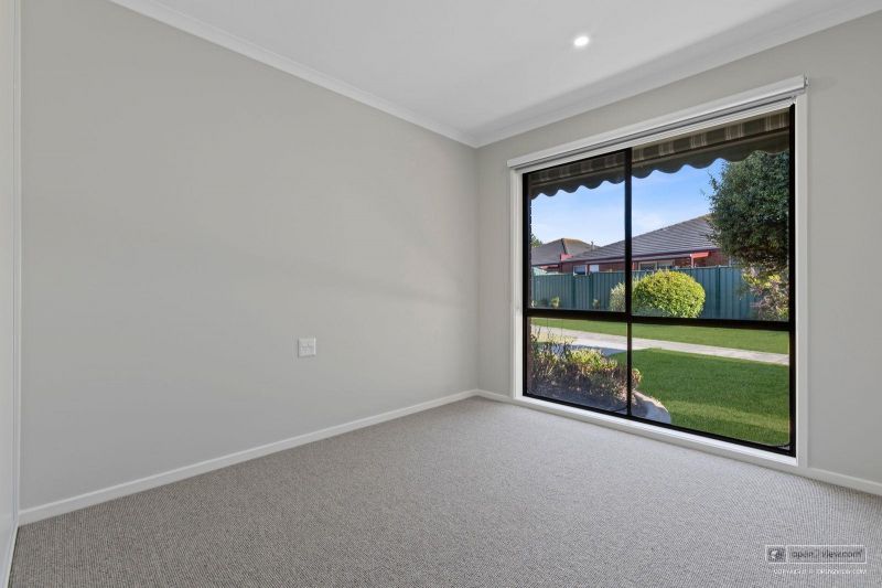 Beautifully Renovated 2-Bedroom Unit - Retirement Living