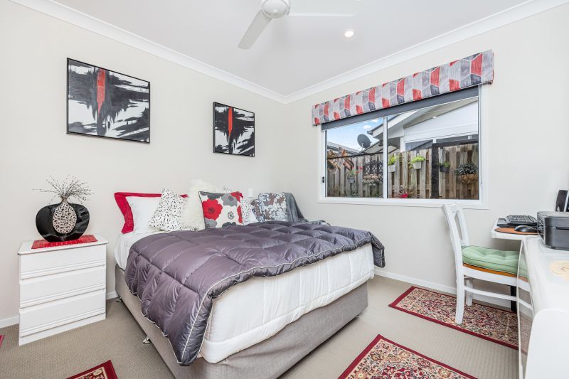 Stunning Tropical Hideaway!