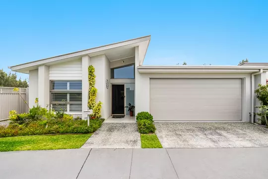 Luxury over 55's resort style living-Palm Lake Resort Ballina