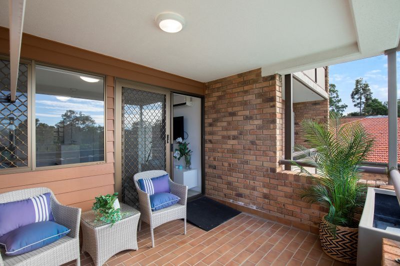 Modern one-bedroom apartment