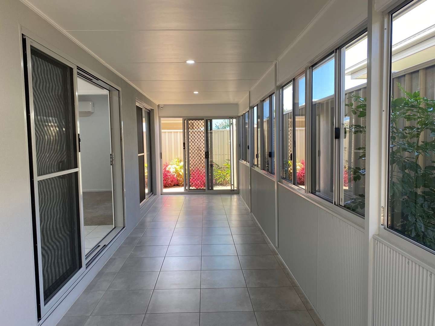 Villa 343 - Lotus Design