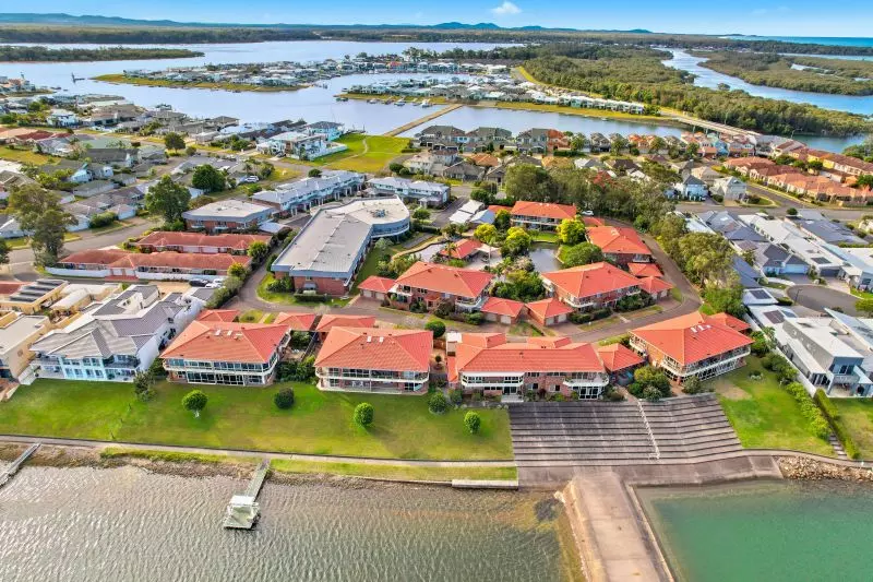 Under offer- Ground unit in a stunning waterfront location at the Governor's