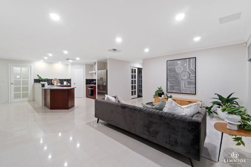 Super Spacious Family Living!