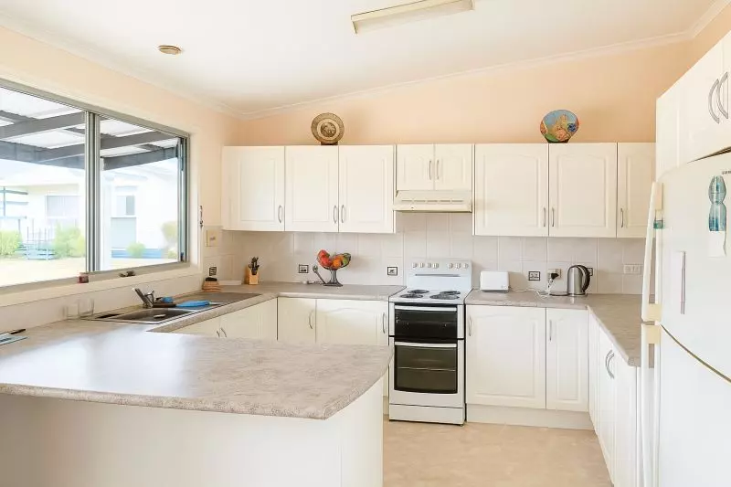 Welcoming Over 55's Community Coastal Living