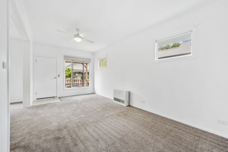 Delightful One-Bedroom Cottage