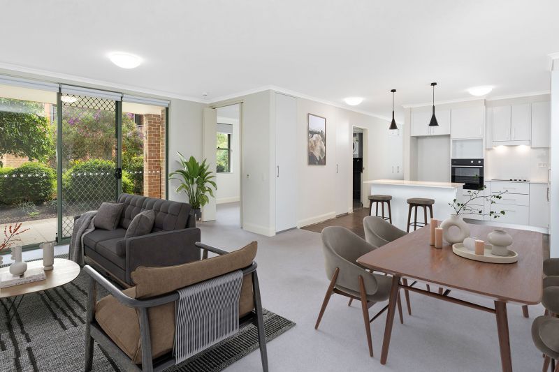 Stylishly refurbished garden style unit with level access throughout, close to all amenities