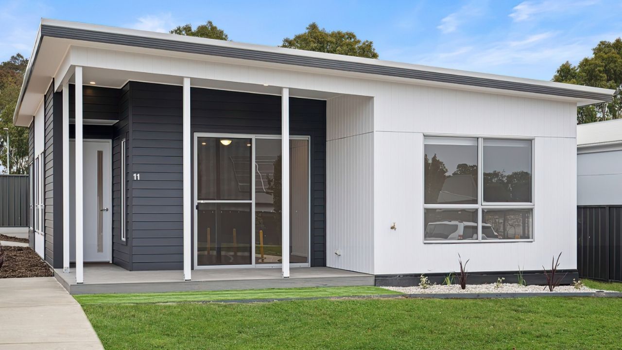 Embrace low maintenance living with the Redwood.