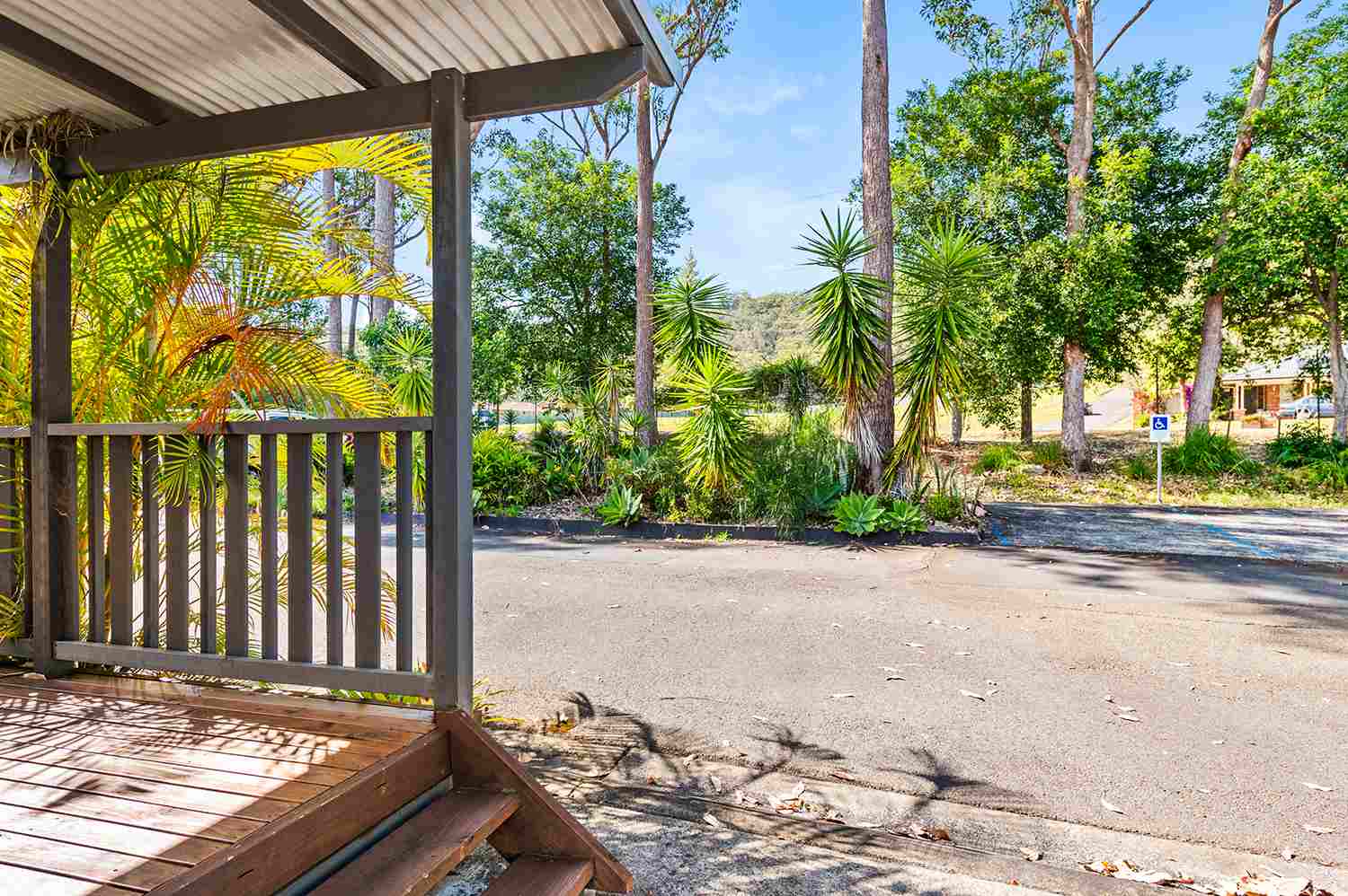 Quiet Location - Parkland Opposite - Fully Furnished