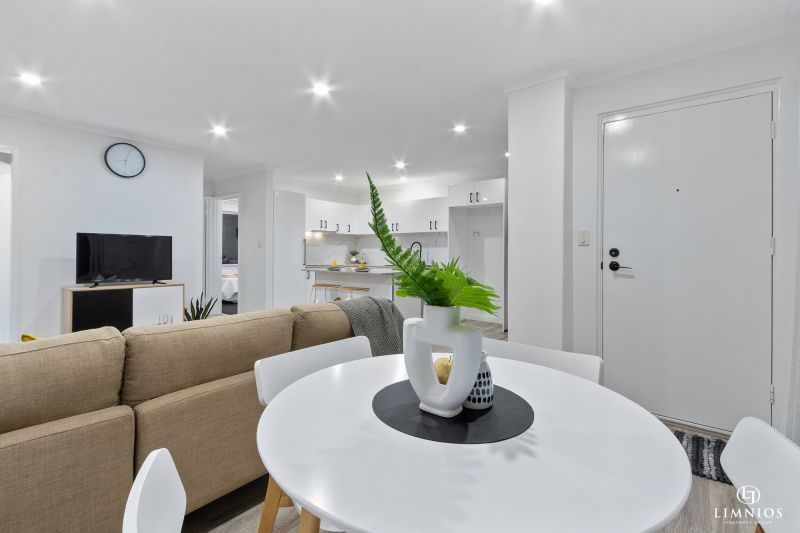 Simply Stunning and Feature Packed!