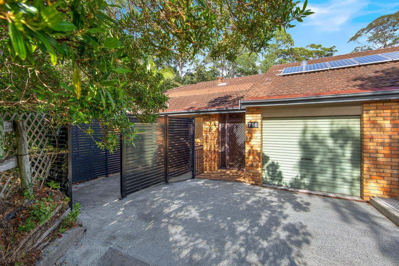 Bright, Updated Home with Idyllic Rainforest Views