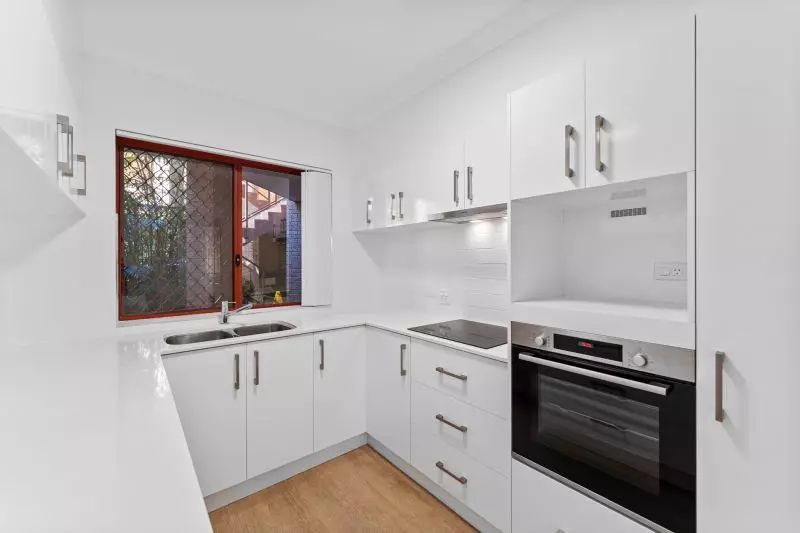 Ground Floor Apartment in Great Location.