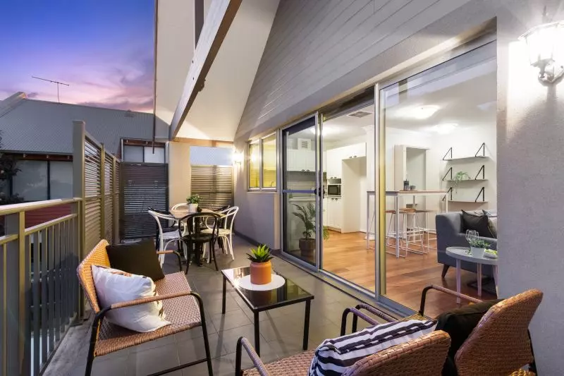 Fantastic Inner City Contemporary Lifestyle!