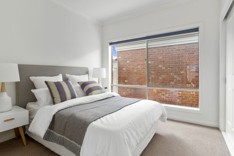 Bright and open villa with double garage