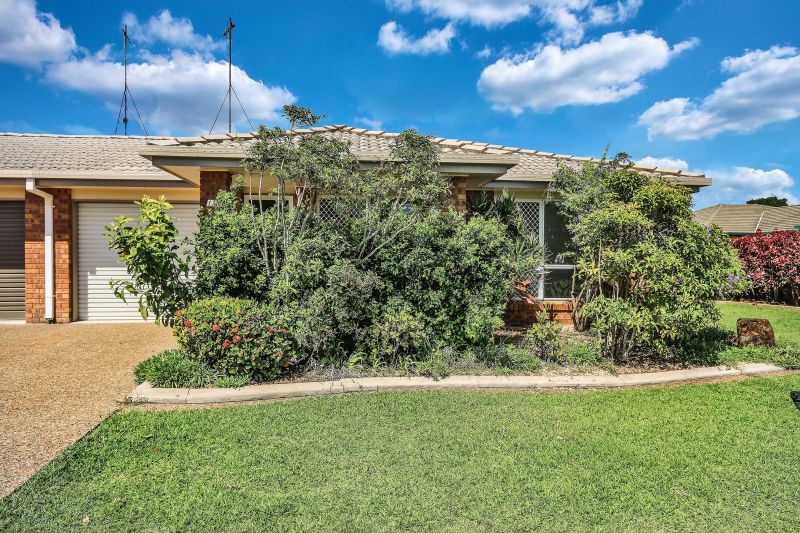 Garden views and coastal breeze!