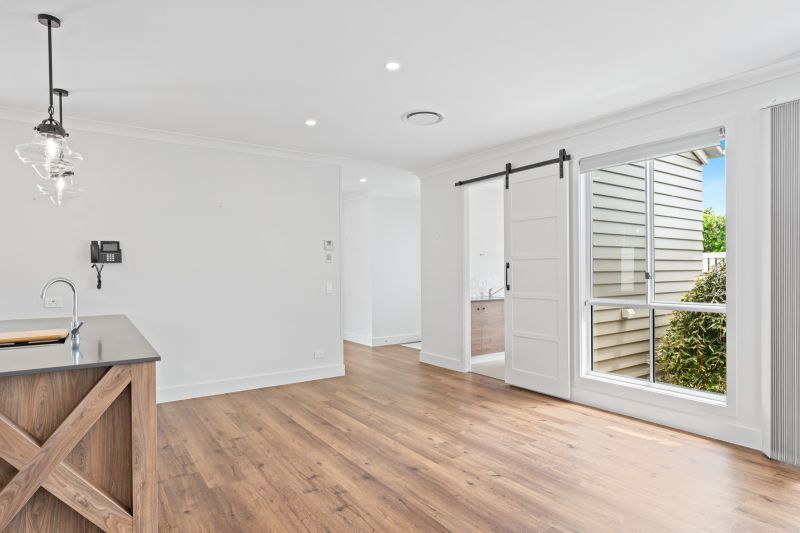 Modern Masterpiece – Embrace a Lifestyle of Ease and Elegance.