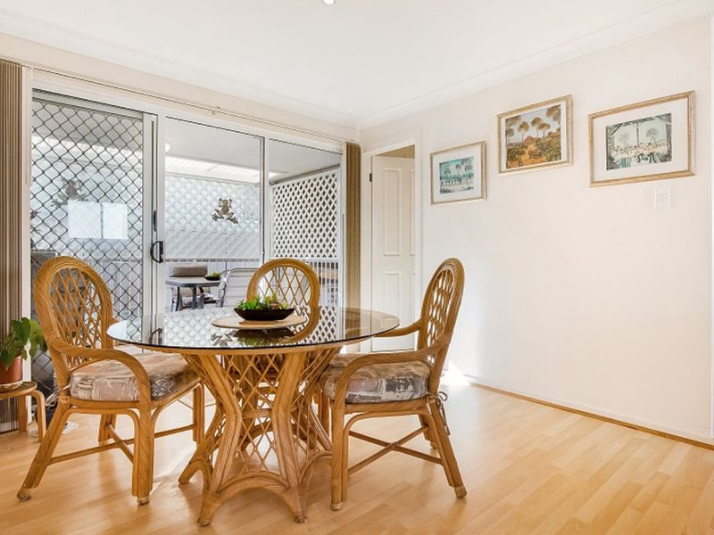 Ready to move in lakeside living