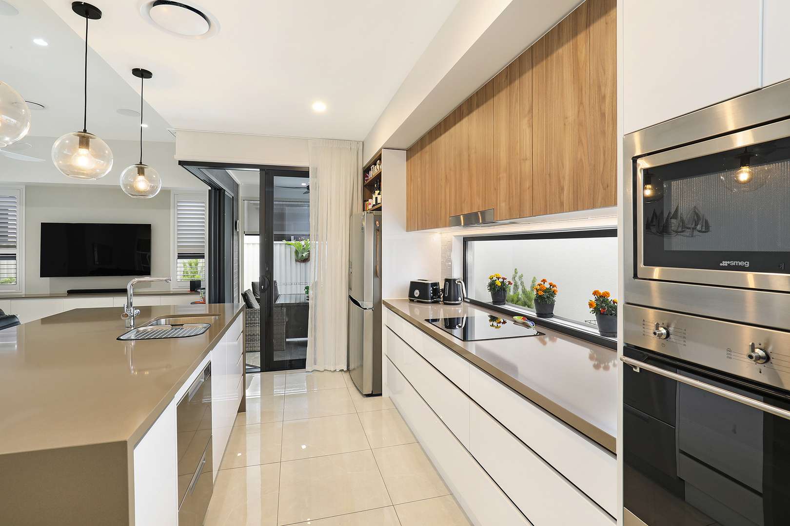 Ultra-Stylish, Effortless Living in Secure and Prime Location! - V84 GemLife