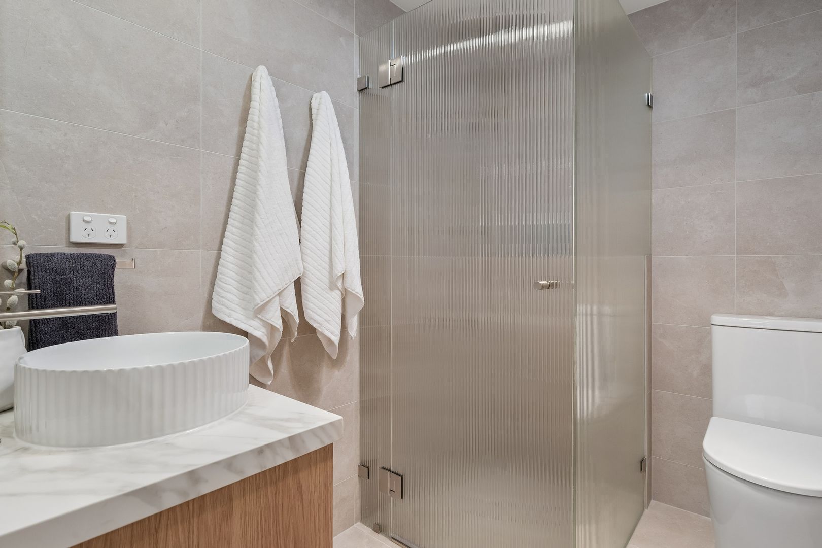 Contemporary three-bedroom apartment in a prime village setting