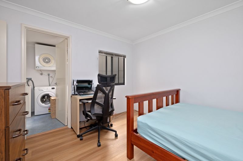 Central Spacious Living, with Resort-Style!