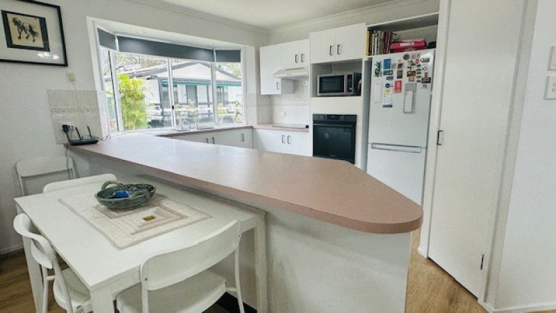 LOVELY STREET APPEAL