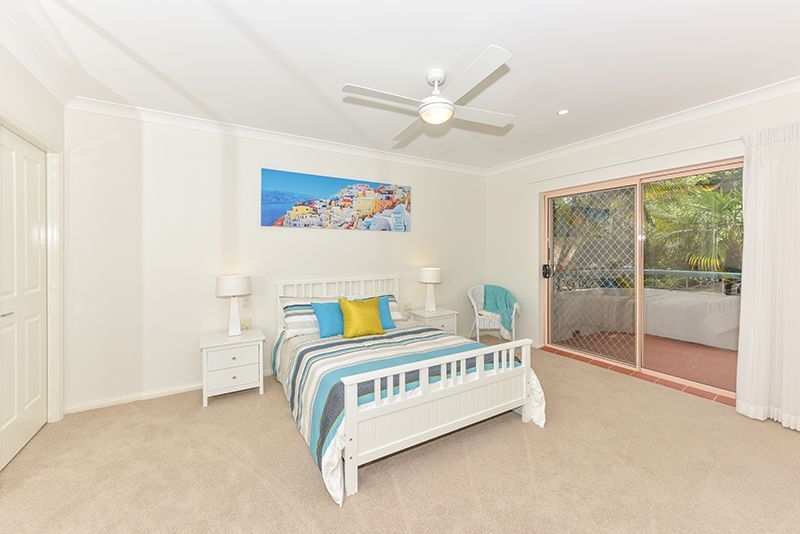 Spacious first floor north facing apartment