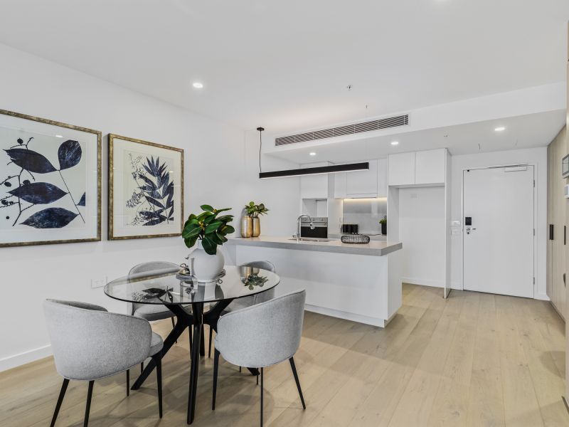 Bright, breezy and luxurious two-bed apartment