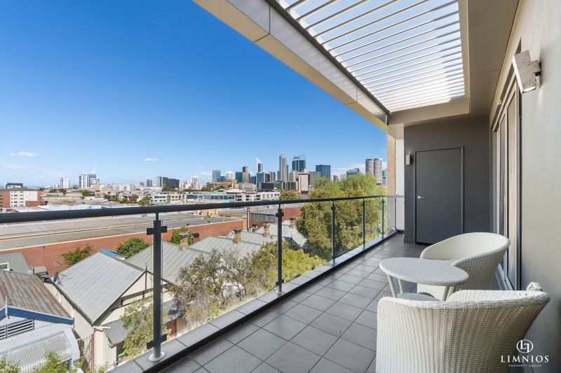 Fully Furnished Inner-City Sanctuary with City Views