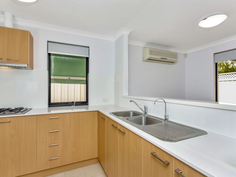 ARCADIA WATERS MADDINGTON - This Property Is Sure To Impress...
