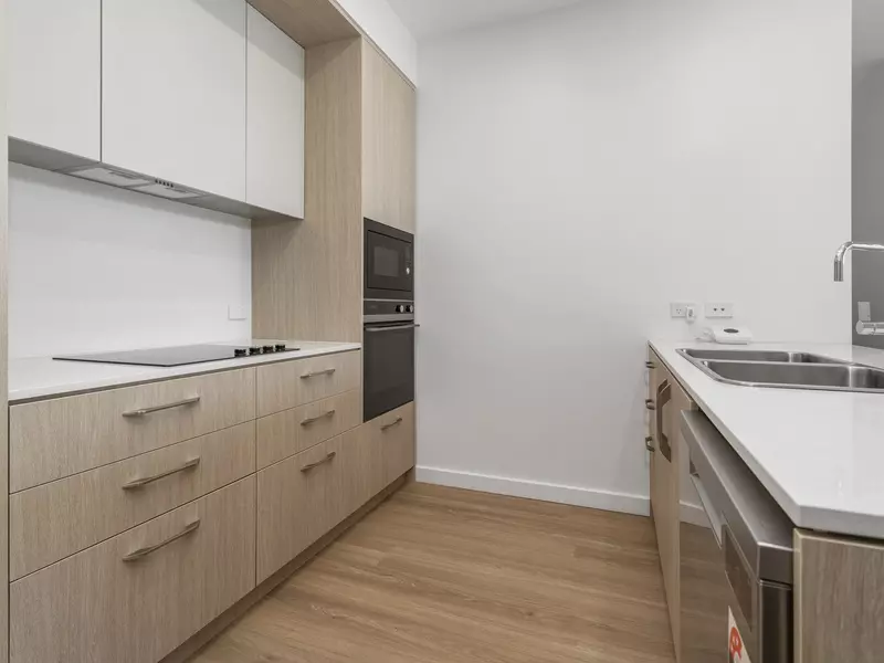 Luxury 'Falcon Design' with Spectacular Bushland Views