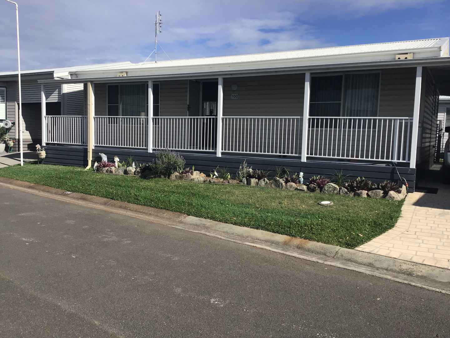 Sunstrip Village - Site 100