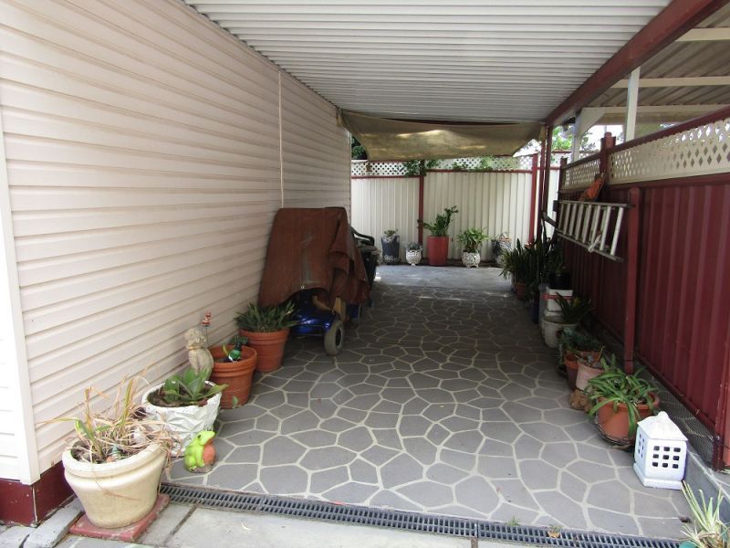 Lime Tree Village - site 70a