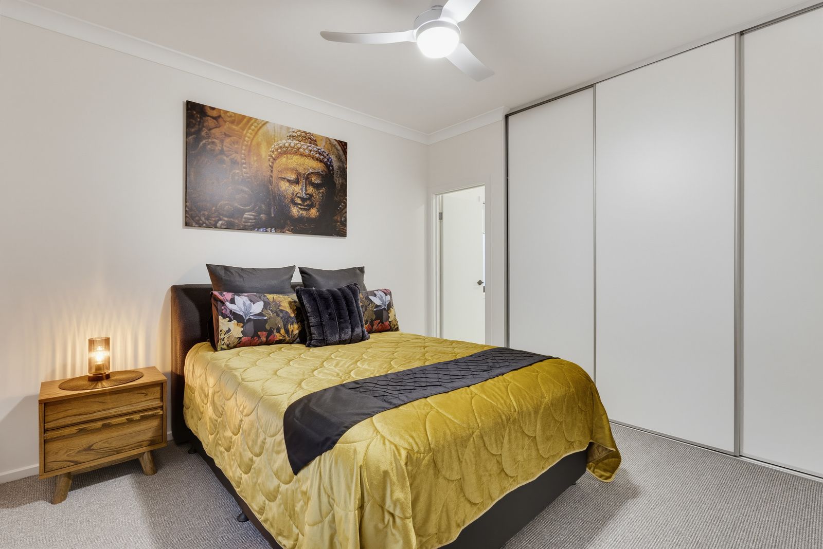 3-bed waterfront home, Alexandrina Cove