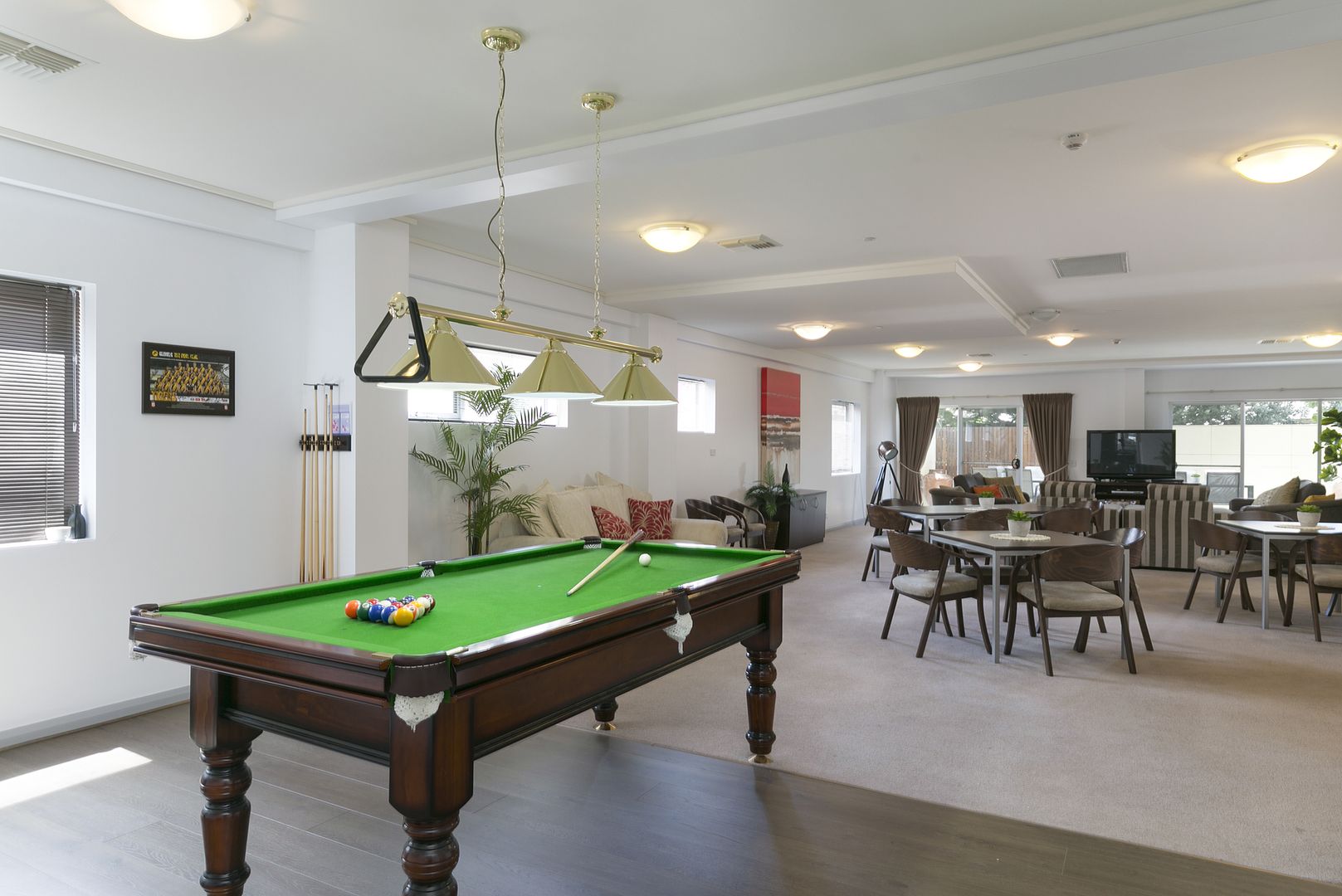 Glenelg, ground floor 2 bedroom apartment featuring open plan living and private balcony