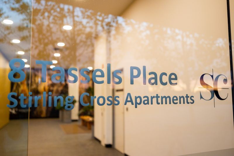 Contemporary and Stylish Living, Central Location!