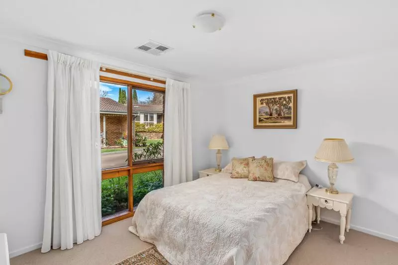 Stylishly Renovated Freestanding Villa