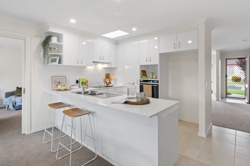 * UNDER OFFER * Charming Retirement Haven at Barwarre Road, Marshall