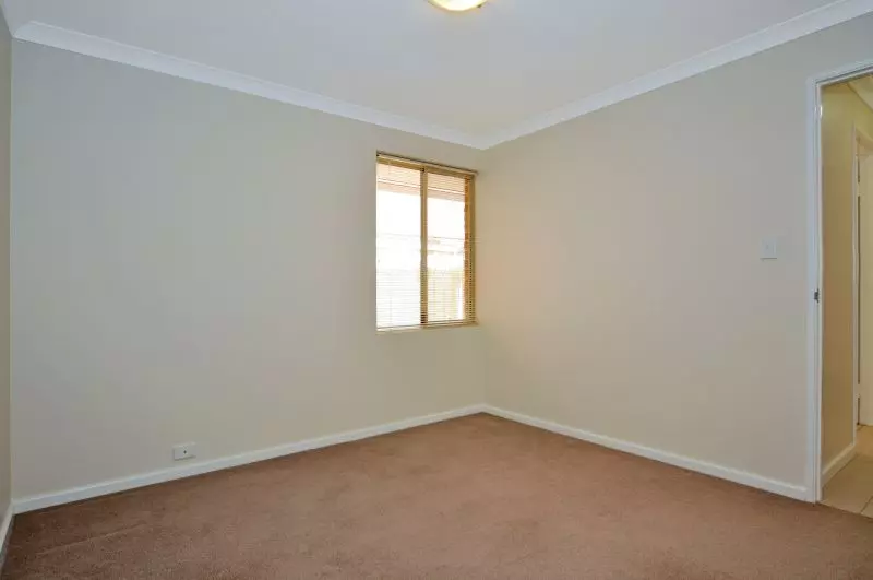 CLASSY AND VERY IMPRESSIVE