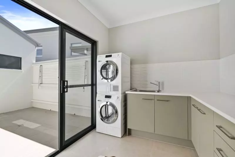 Site 105 - Established Special