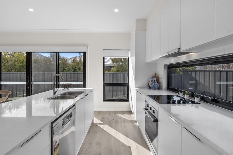 Modern 3 Bedroom Home with Double Carport