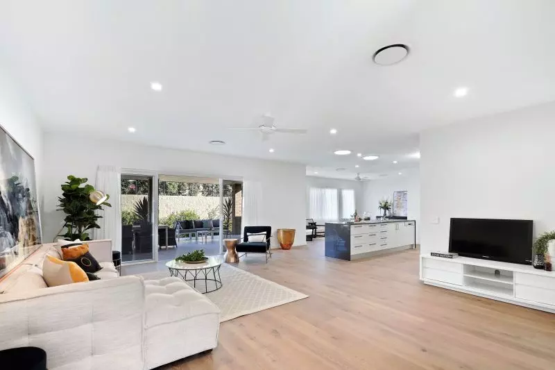You will fall in love with both this spacious freestanding independent living villa and the lifestyle at Wood Glen Retirement Village.