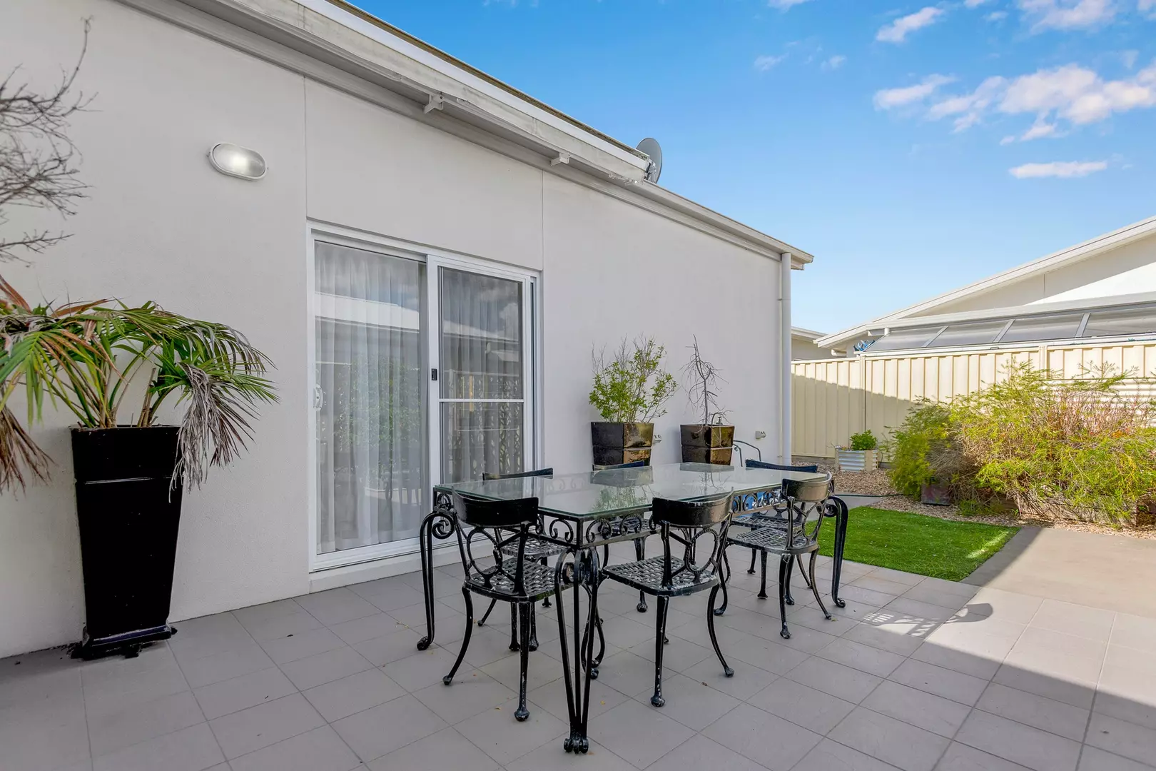 HOME 216 PALM LAKE RESORT TRUGANINA