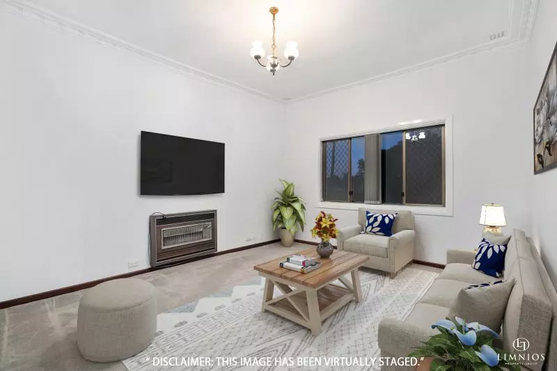 Family Home With Development Options!