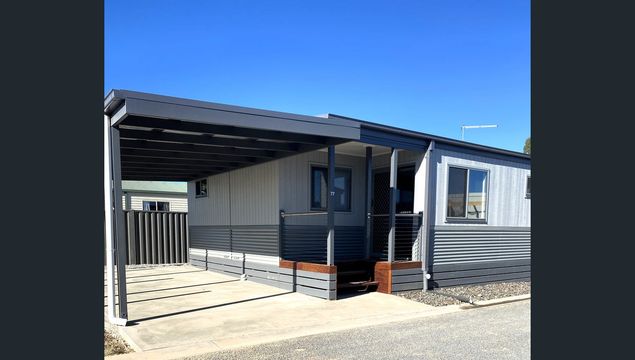 Benalla Tourist Park - BRAND NEW HOME!