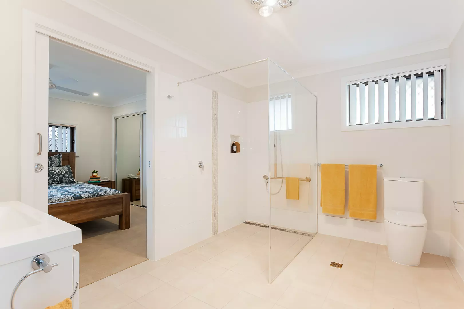 Villa 38 - Oak Tree Boolaroo - 2 Bed + 1 Bath