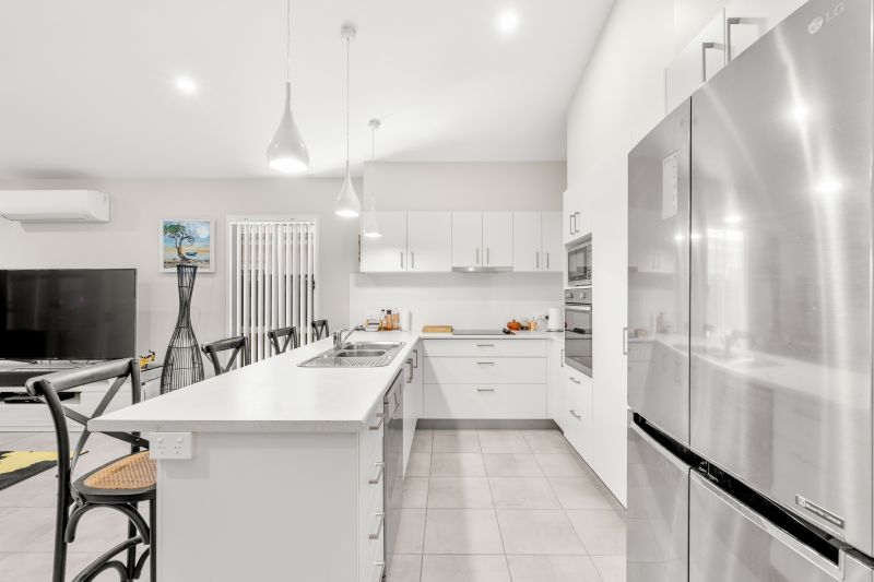 Beautiful Two bedroom Home + Study