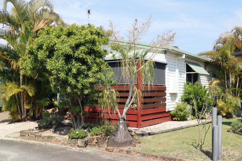 The Palms Village - Over 50’s pet friendly Lifestyle Village