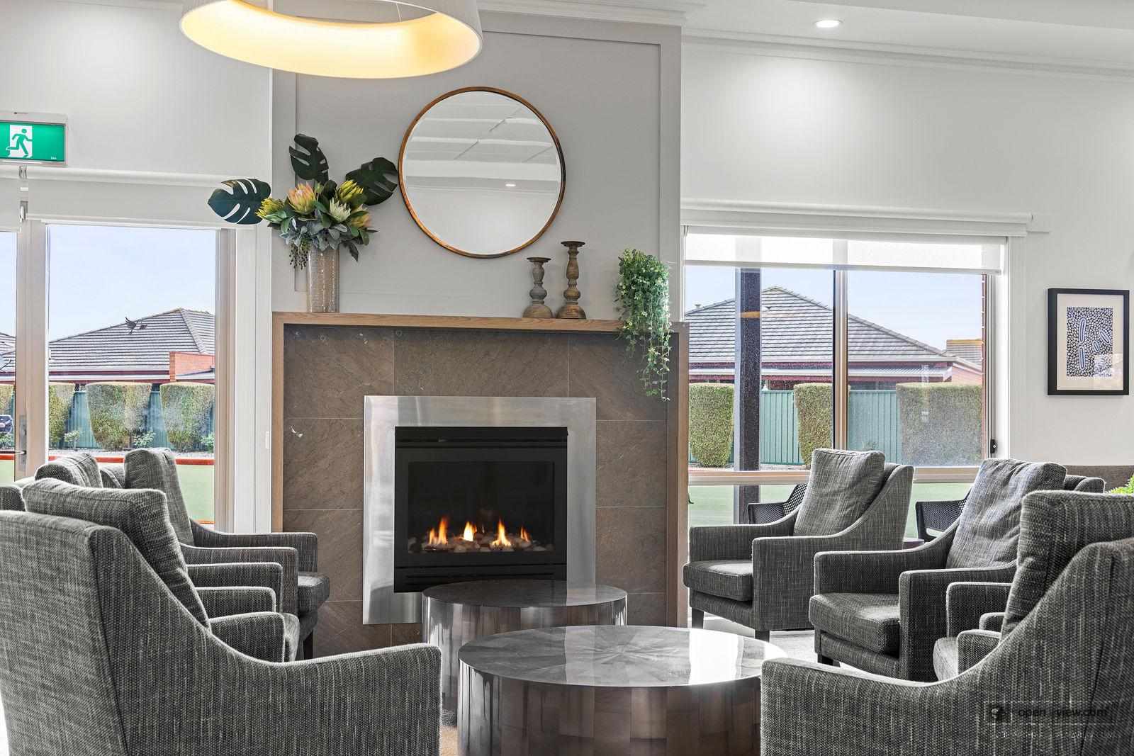 Renovated Retirement Oasis with multiple car parks