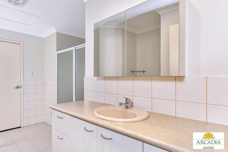 Arcadia Water Maddington - Bright and Light